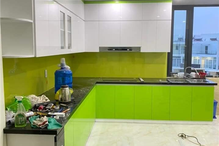 Làm tủ bếp nhựa đặc cánh acrylic bền đẹp rẻ nhất tại Hải Phòng
